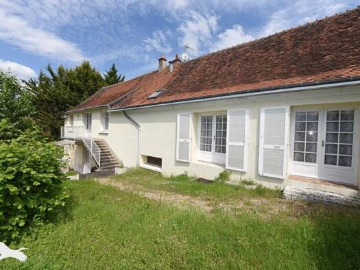 Maison à vendre 210 400 € 8 pièces 6 chambres 215 m² 1 042 m² de terrain Francueil 37150