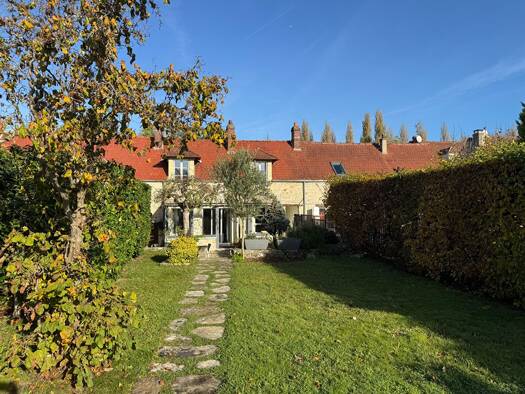 Maison à vendre 349 000 € 4 pièces 2 chambres 76 m² 383 m² de terrain Chantilly 60500