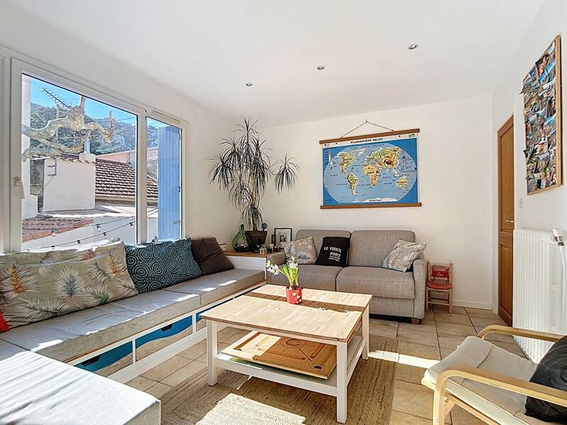 Maison à louer, 198m², MARSEILLE 12E