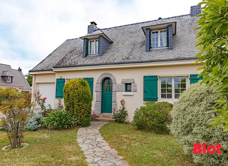 Maison à vendre 399 000 € 6 pièces 4<br/>chambres 118,9 m²<br/>superficie 499 m²<br/>terrain Saint-Herblain 44800