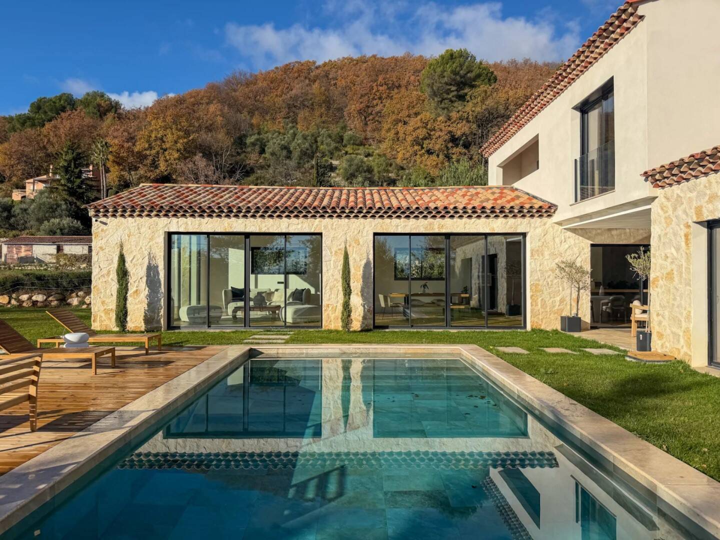 Maison à vendre, 231m², TOURRETTES SUR LOUP