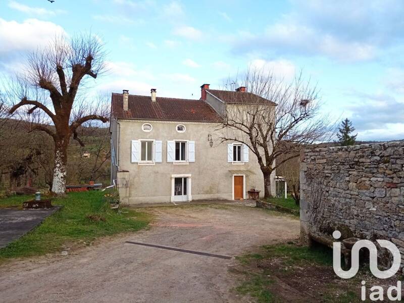 Maison à vendre, 210m², LISSAC ET MOURET
