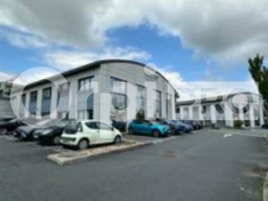 Espace bureau à louer 1 065 € 79 m² de bureaux divisible jusqu'à 79 m² Limas 69400