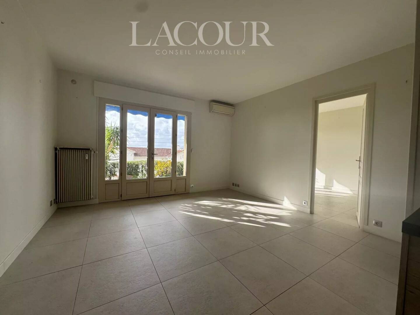 Maison à louer, 40m², CANNES