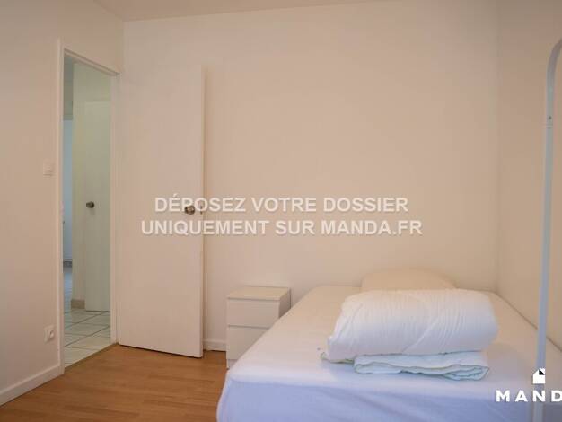 Colocation à louer 490 € 4 pièces 3 chambres 1er étage Saint Augustin - Tauzin - Alphonse Dupeux Bordeaux 33000