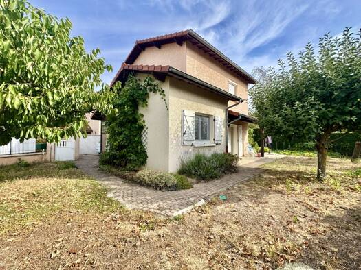 Maison à vendre 249 000 € 5 pièces 4 chambres 97 m² 411 m² de terrain Hors Centre Ville Le Coteau 42120