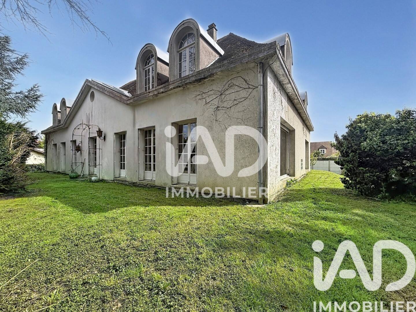 Maison à vendre, 368m², ROISSY EN BRIE