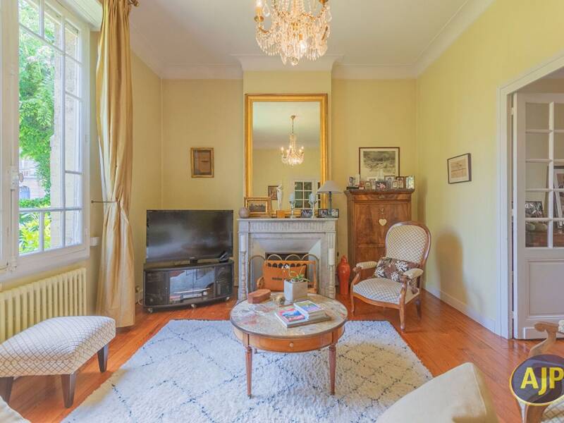 Maison à vendre, 207m², BORDEAUX