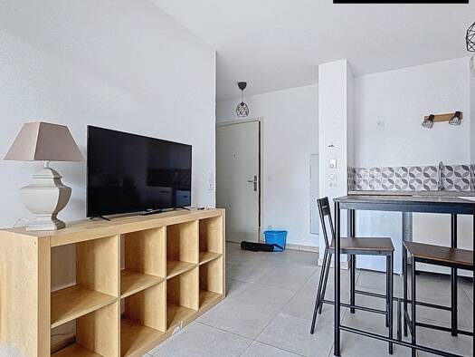 Appartement à vendre 106 000 € 1 pièce 22 m² RDC Brignoles 83170