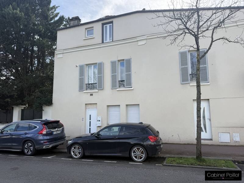 Maison à louer, 34m², SAINT MAUR DES FOSSES