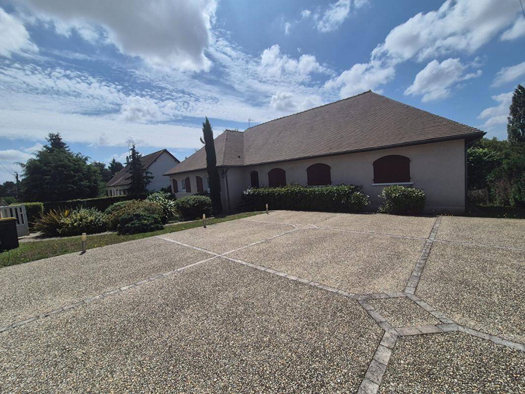 Maison à vendre, 163m², LA CHAPELLE VENDOMOISE
