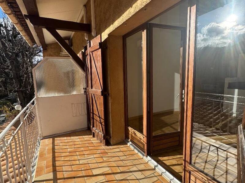 Maison à louer, 54m², NANS LES PINS