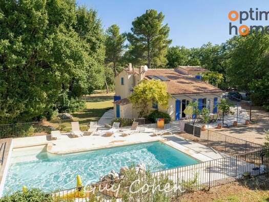 Maison à vendre 835 000 € 5 pièces 4 chambres 184 m² 6 303 m² de terrain Saint-Cannat 13760