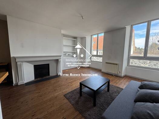 Appartement à louer 449 € 2 pièces 1 chambre 60 m² Étage 2/4 Nord Saint-Yrieix-la-Perche 87500