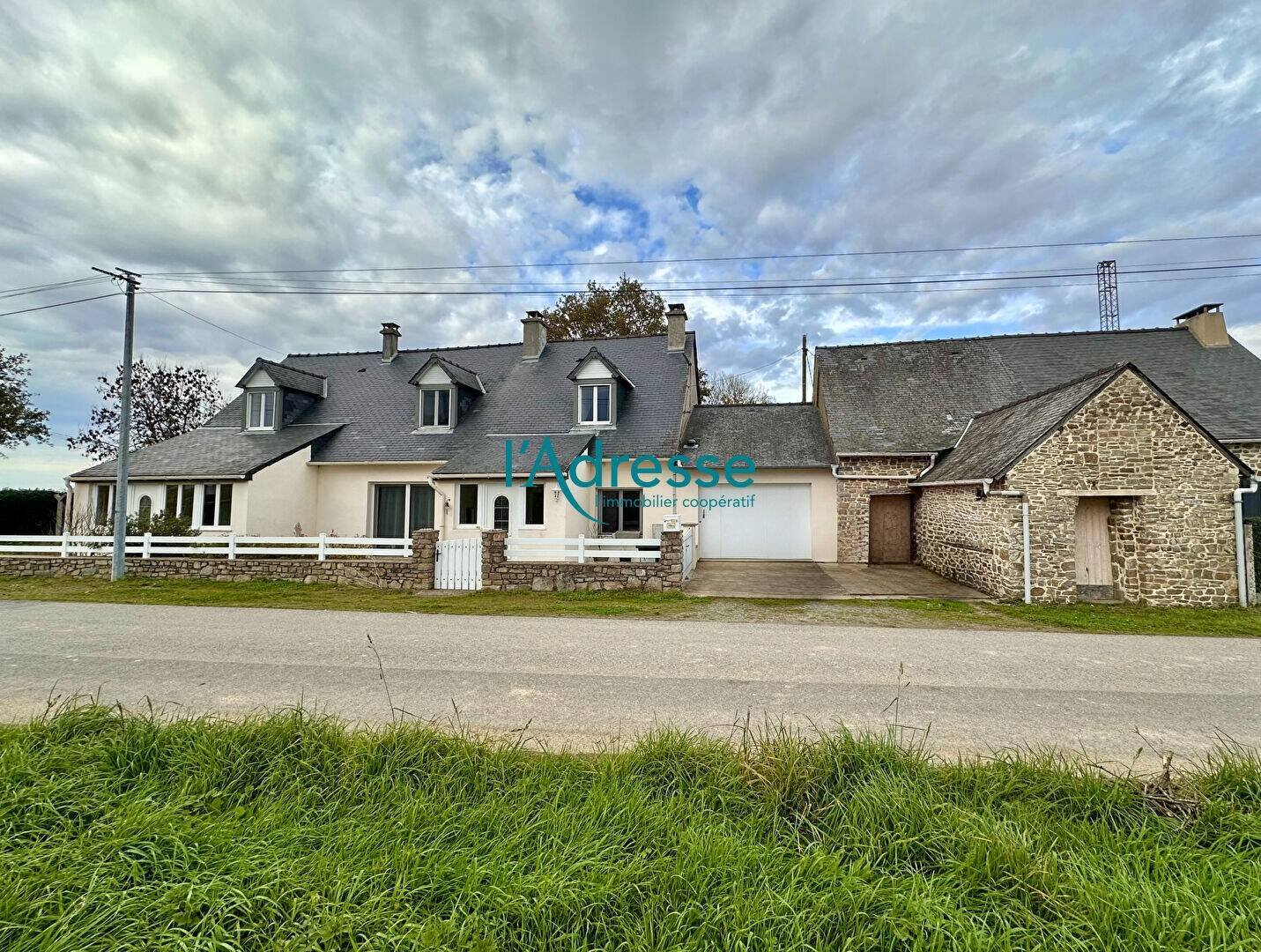 Maison à vendre, 158m², MARTIGNE FERCHAUD