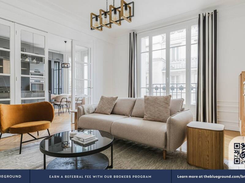 Maison à louer, 90m², PARIS 16E