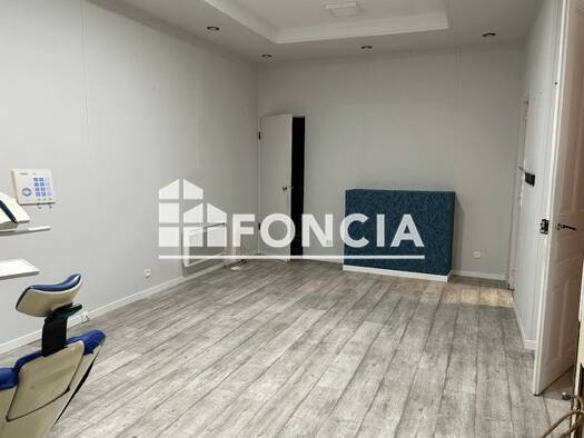 Local commercial à louer 850 € 60 m² de surface de vente Moûtiers 73600