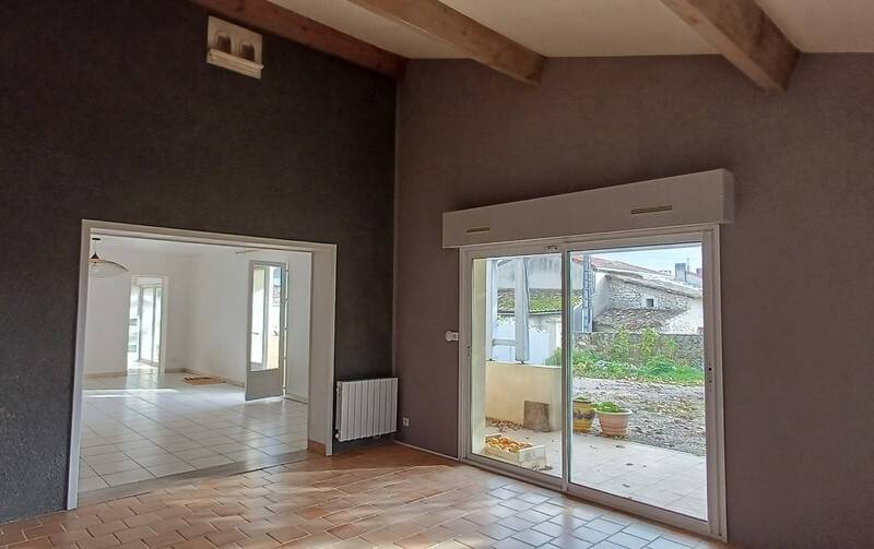 Maison à vendre, 139m², ROULLET SAINT ESTEPHE