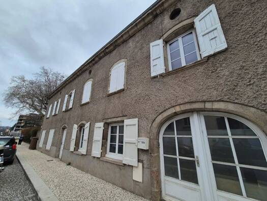 Maison à vendre 220 000 € 8 pièces 240 m² 1 622 m² de terrain Brives-Charensac 43700