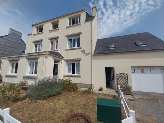 Maison à vendre 262 500 € 6 pièces 4 chambres 132 m² 474 m² de terrain Plobannalec-Lesconil 29740