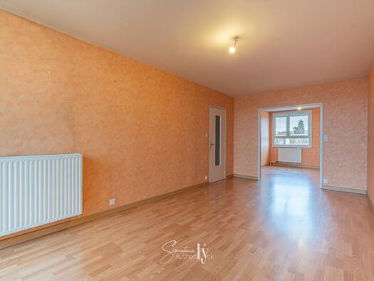 Appartement à vendre 83 000 € 4 pièces 2 chambres 83,1 m² Étage 8/8 Aurence-Corgnac-Cité Universitaire Limoges 87000