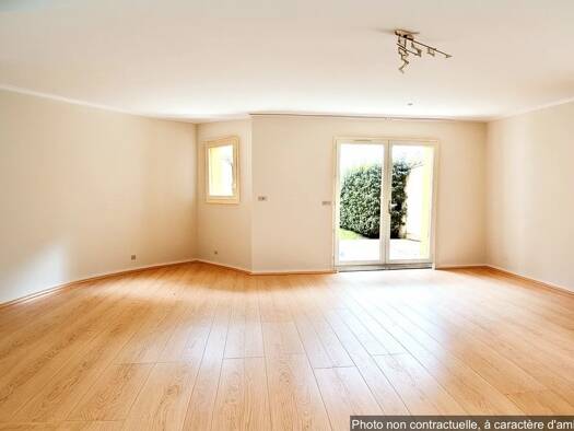 Appartement à vendre 528 000 € 5 pièces 4 chambres 117 m² RDC Segny 01170