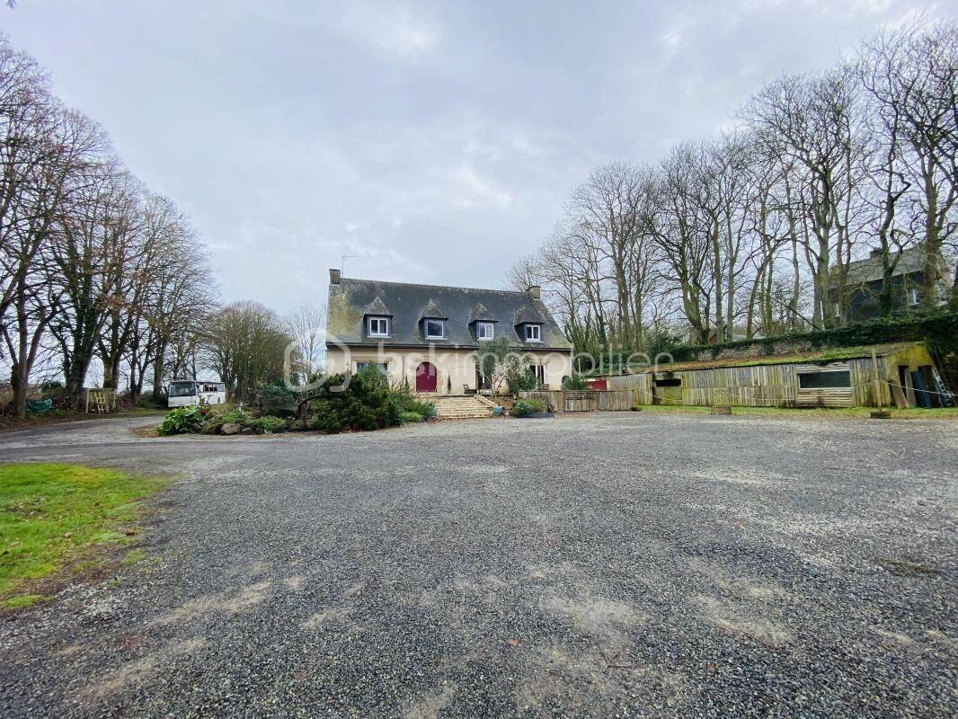 Maison à vendre, 300m², SAINT JOUAN DES GUERETS