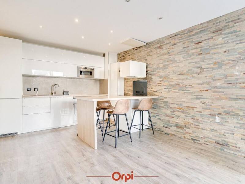 Maison à louer, 0m², MARSEILLE 9E