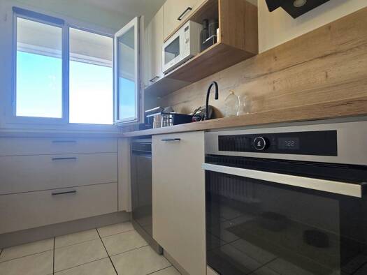 Appartement à vendre 132 000 € 3 pièces 2 chambres 62 m² Étage 9/9 Sainte Marie-Saint Léon Le Havre 76600