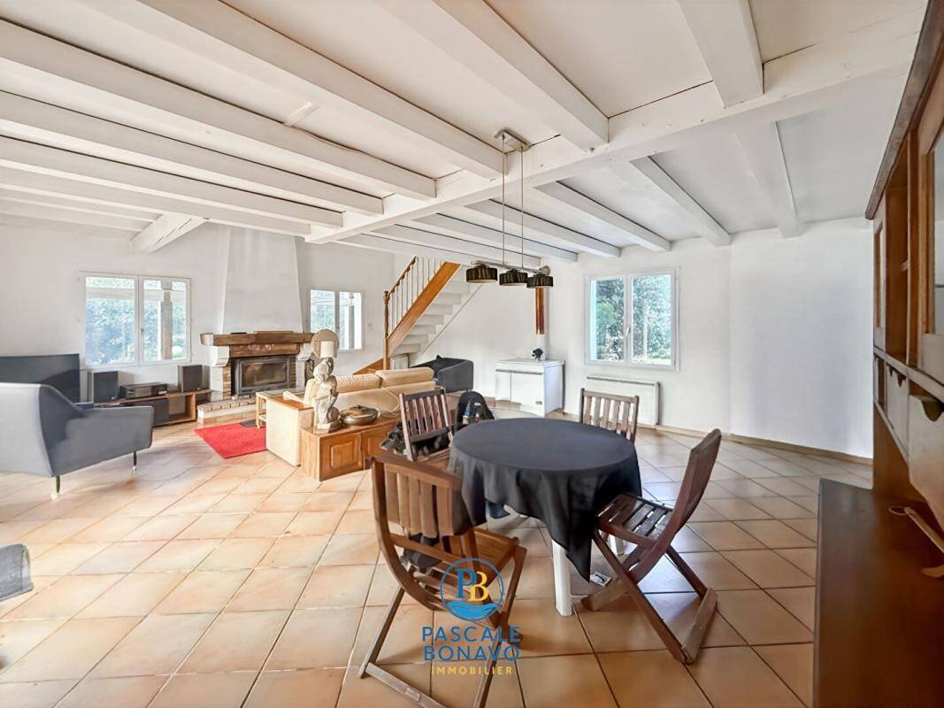 Maison à vendre, 140m², GAILLAN EN MEDOC