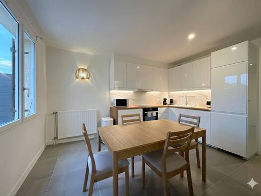 Colocation à louer 585 € 1 pièce 7 chambres 21,9 m² RDC Aqueduc Nord Plaisir 78370