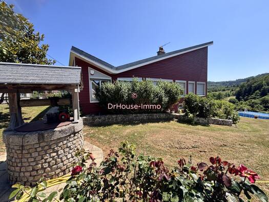 Maison à vendre 399 500 € 9 pièces 4 chambres 240 m² 20 459 m² de terrain Sainte-Feyre 23000