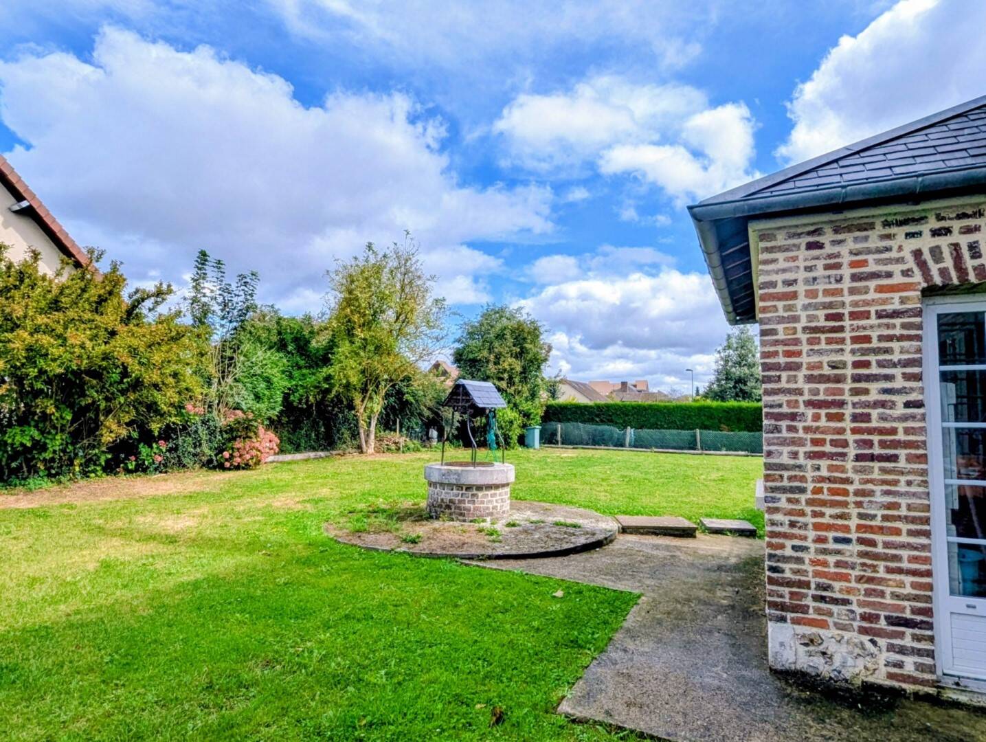 Maison à vendre, 200m², SAINT OUEN DE THOUBERVILLE