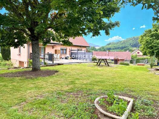 Maison en viager occupé Bouquet 187 075 € 5 pièces 4 chambres 149 m² 1 278 m² de terrain Sickert 68290