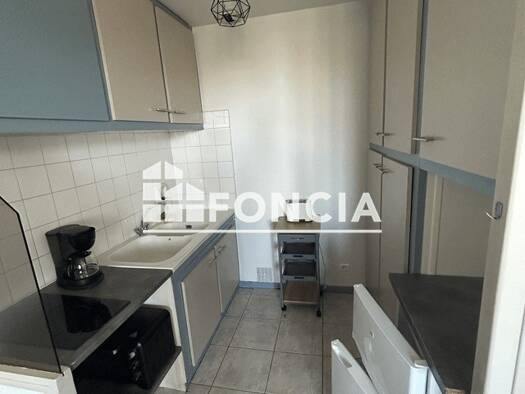 Appartement à louer 580 € 2 pièces 1 chambre 37,6 m² Étage 3/3 Centre Technique Municipal-Centre de Loisirs Jules Ferry Agen 47000