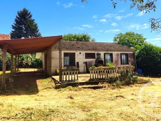 Maison de plain-pied à vendre 72 000 € 4 pièces 3 chambres 93 m² 2 450 m² de terrain Suilly-la-Tour 58150