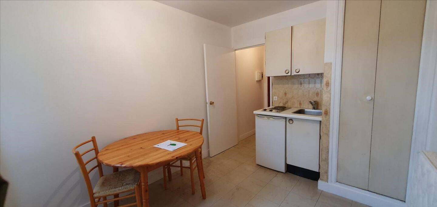Maison à louer, 11m², NANTERRE