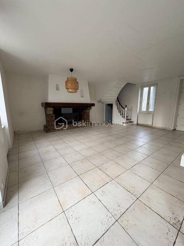 Maison à vendre, 138m², SAINT MALO DE GUERSAC