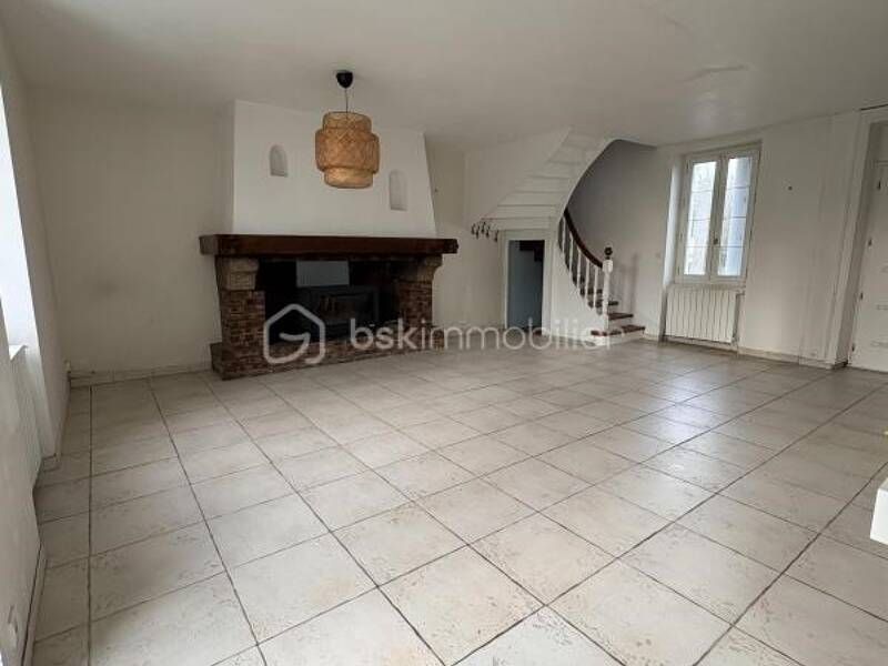 Maison à vendre, 138m², SAINT MALO DE GUERSAC