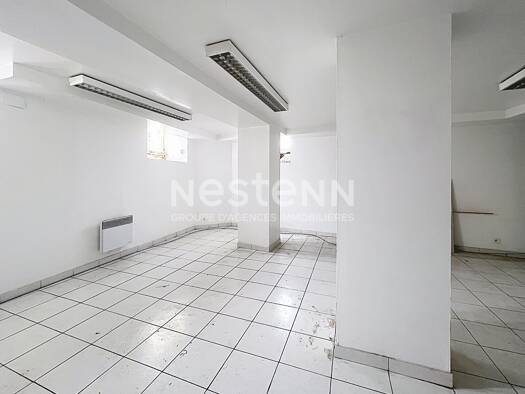 Local commercial à louer 550 € 44 m² de surface de vente Est-Port Luçon 85400