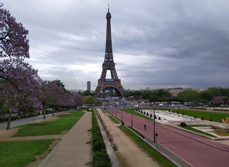 Appartement à louer 2 351 € 4 pièces 2<br/>chambres 80 m²<br/>superficie 4/6<br/>étage Muette Nord Paris 16ème 75016