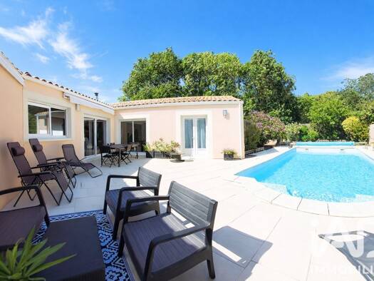 Maison à vendre 579 000 € 4 pièces 3 chambres 128 m² 508 m² de terrain Saint-Rogatien 17220