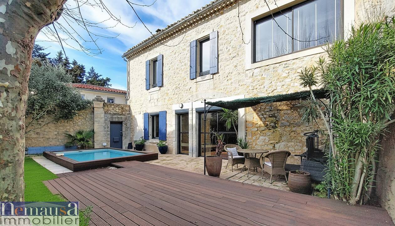 Maison à vendre, 181m², JONQUIERES SAINT VINCENT