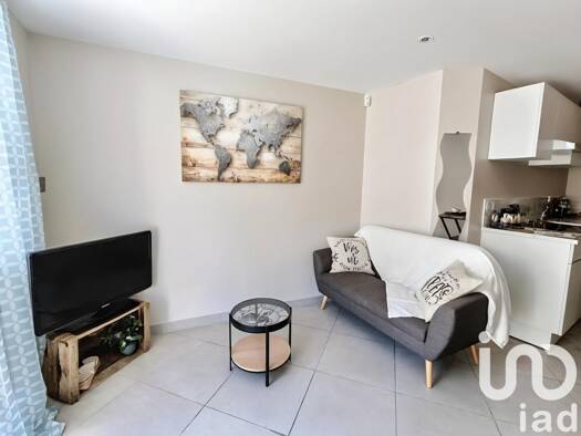 Maison à vendre 96 000 € 2 pièces 1 chambre 24 m² Saint-Laurent-de-Chamousset 69930