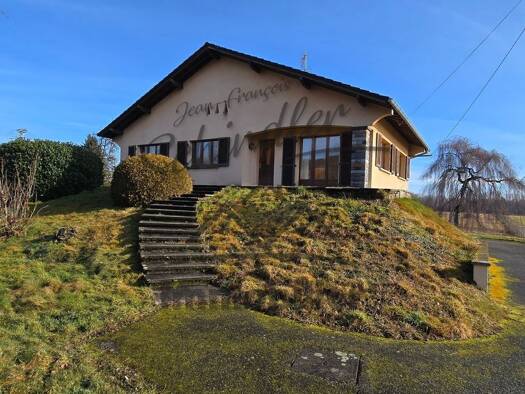 Maison à vendre 202 000 € 5 pièces 3 chambres 103 m² 8 800 m² de terrain Étueffont 90170