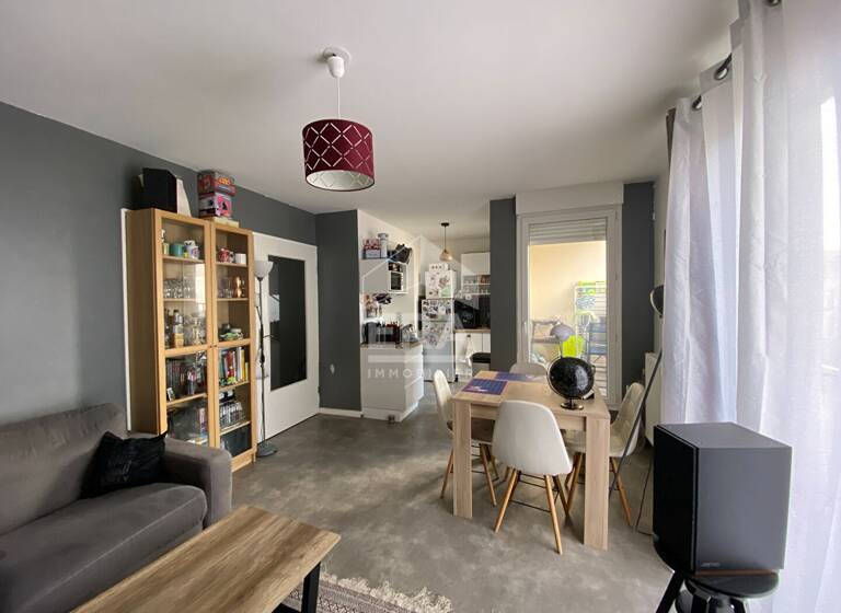 Appartement à vendre 154 700 € 2 pièces 1<br/>chambre 41 m²<br/>superficie 1er<br/>étage Parc du Pâtis Meaux 77100