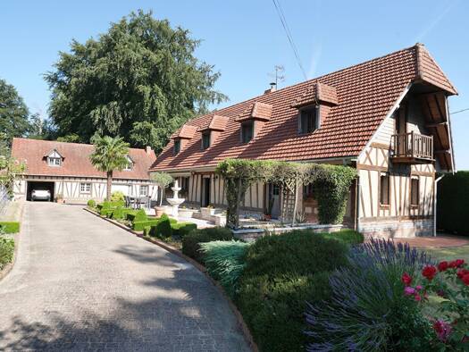 Maison à vendre 335 000 € 4 pièces 3 chambres 123 m² 2 500 m² de terrain Hugleville-en-Caux 76570