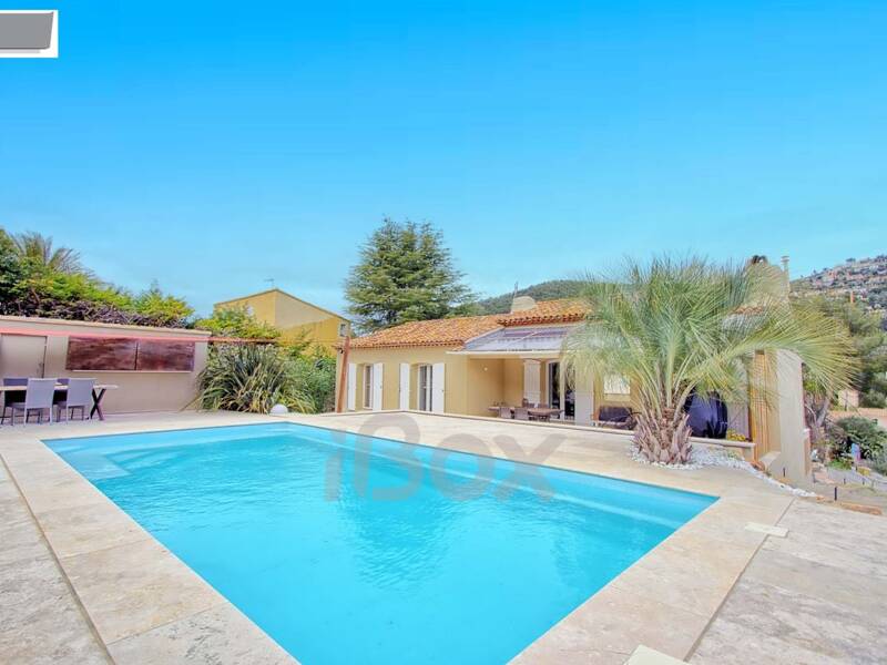 Maison à vendre, 167m², CARQUEIRANNE