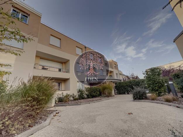 Appartement à vendre 159 500 € 3 pièces 2 chambres 56,4 m² Étage 2/2 Dreux 28100