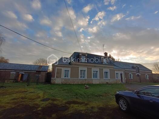 Ferme à vendre 200 000 € 12 pièces 4 chambres 364 m² 2 700 m² de terrain Ablaincourt-Pressoir 80320